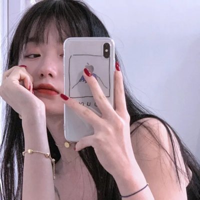 不再托腮遐思